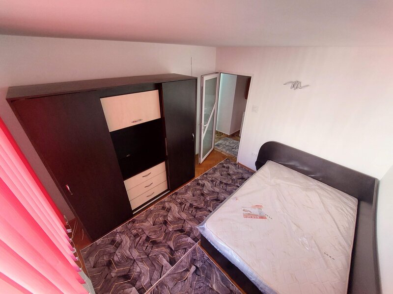 Titan, proprietar et. 6 dec mobilat utilat foarte curat/ renovat linistit