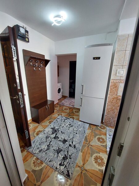 Titan, proprietar et. 6 dec mobilat utilat foarte curat/ renovat linistit